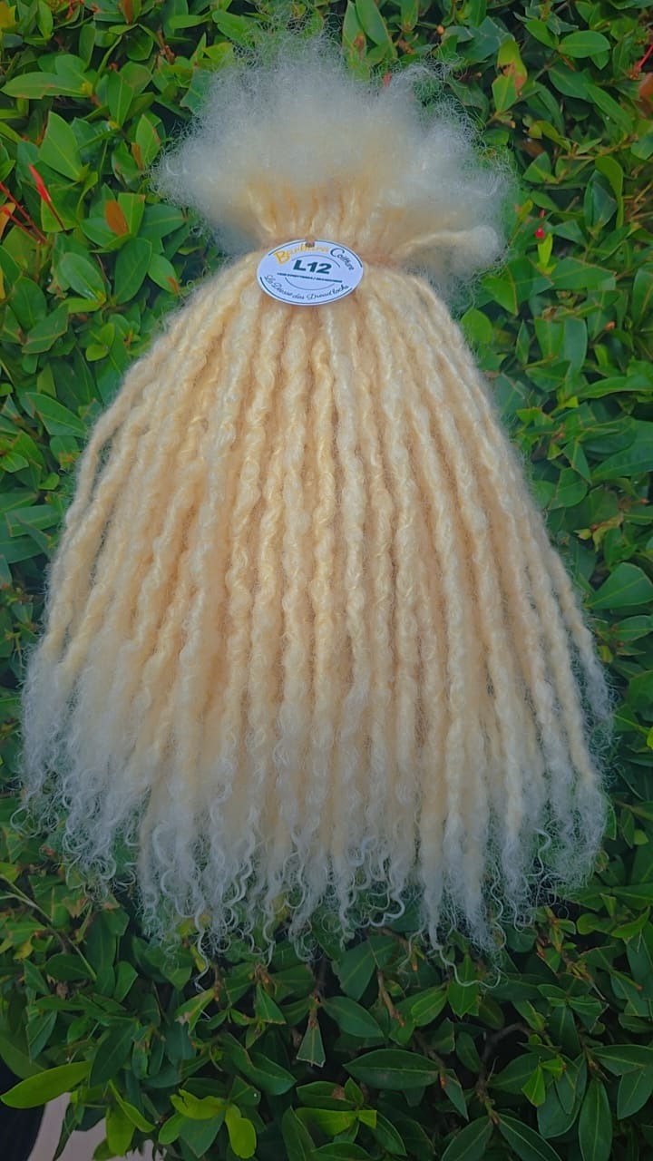 Afro tissney blond  Longueur 12 (100 tiges)